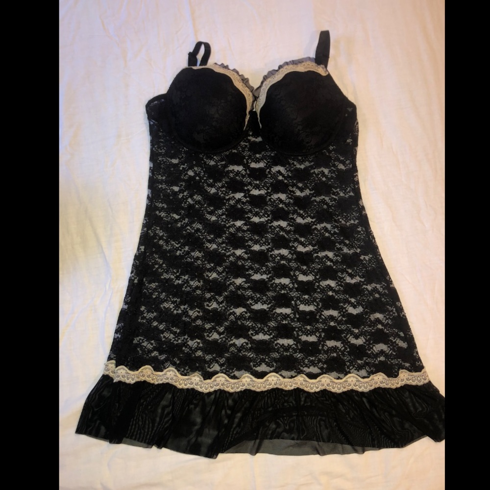 Plus size 3x Lace lingerie- Ashley Stewart - NEW